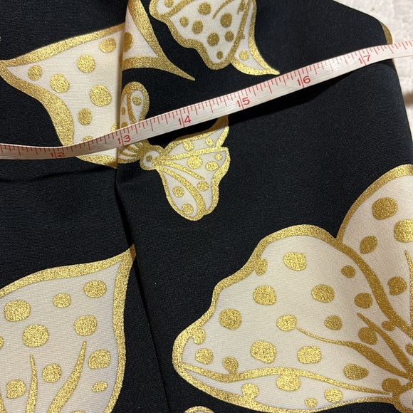 JB by Julie Brown 🔝 - Picture 7 of 7